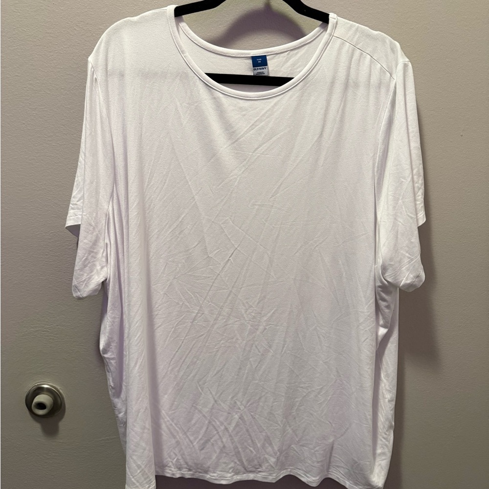 Old Navy White Short Sleeve Tee